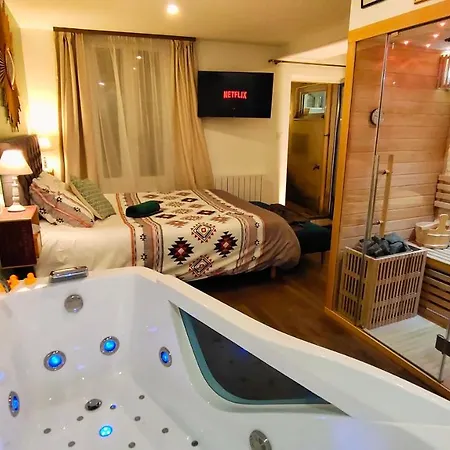 Votre Escale Jungle Sauna & Appartement *